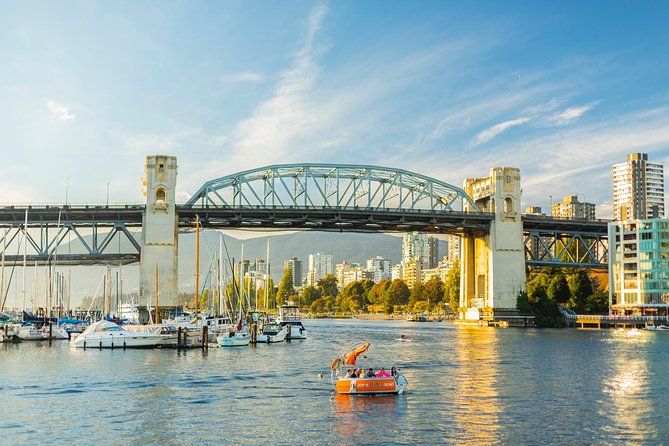 3 hours Private Vancouver Tour-from YVR Airport or Cruise Port - The guide makes or breaks this short route