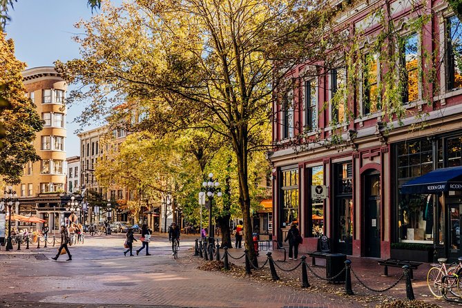 3 hours Private Vancouver Tour-from YVR Airport or Cruise Port - Canada Place and Jack Poole Plaza: the postcard waterfront