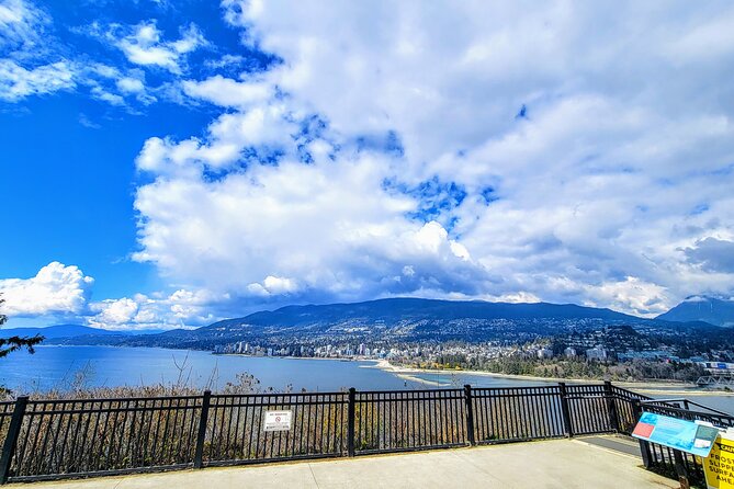 3 Unforgettable Hours in Vancouver - English Bay, Public Art, and the Seawall