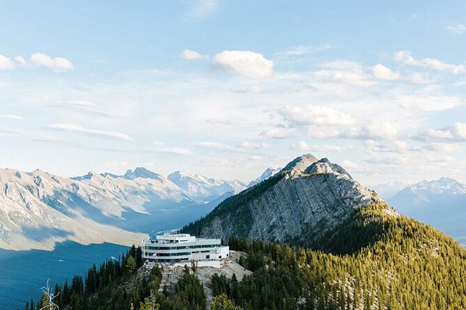 6-Day Rocky Mountaineer Train Tour, From Vancouver to Rockies - Day 4: Lake Louise, Moraine Lake, and Yoho