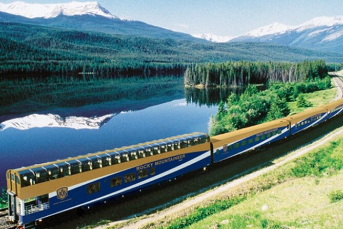 6-Day Rocky Mountaineer Train Tour, From Vancouver to Rockies - Train comfort, guides, and group size