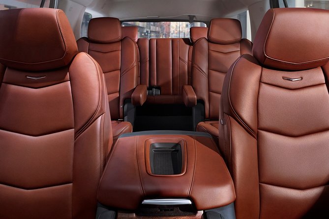 Arrival Transfer: Vancouver Airport YVR - Vancouver by Luxury SUV - What the 35-minute ride is really like