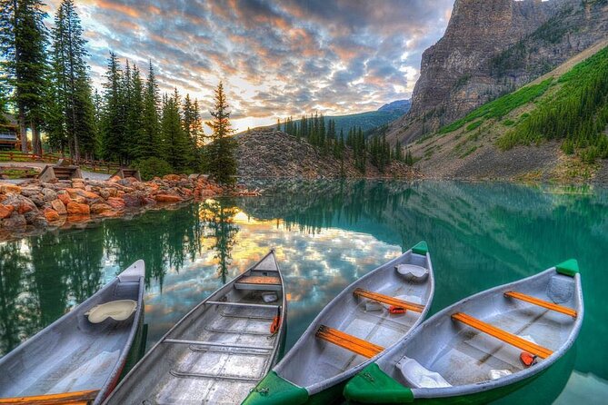 Canadian Rockies and Banff 4-Day Tour from Vancouver (Chn&Eng) - Day 2: Rogers Pass, Yoho, Lake Louise, and Banff