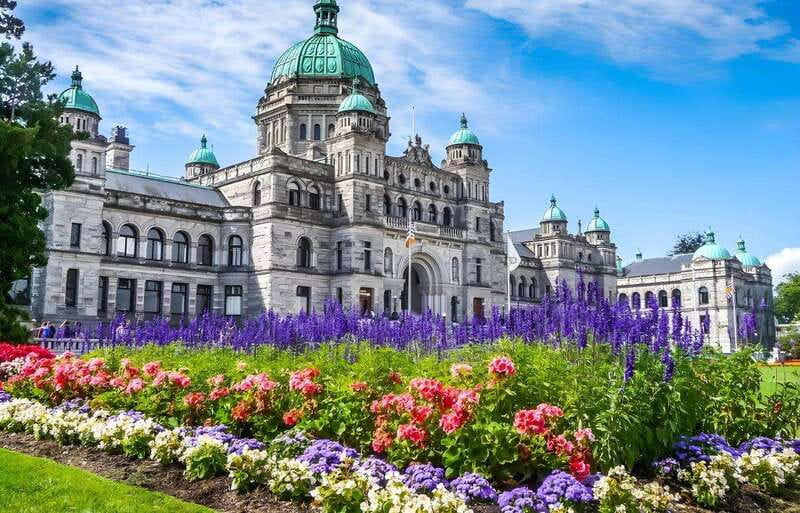 Day Trip from Vancouver to Victoria and Butchart Gardens - The Inner Harbour, Chinatown, and Royal BC Museum
