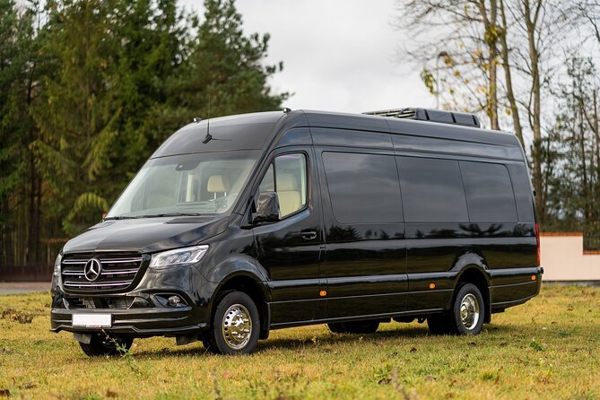 Departure Private Transfer Vancouver to Vancouver YVR or Cruise Port by Minibus - What the Mercedes Sprinter means for your group