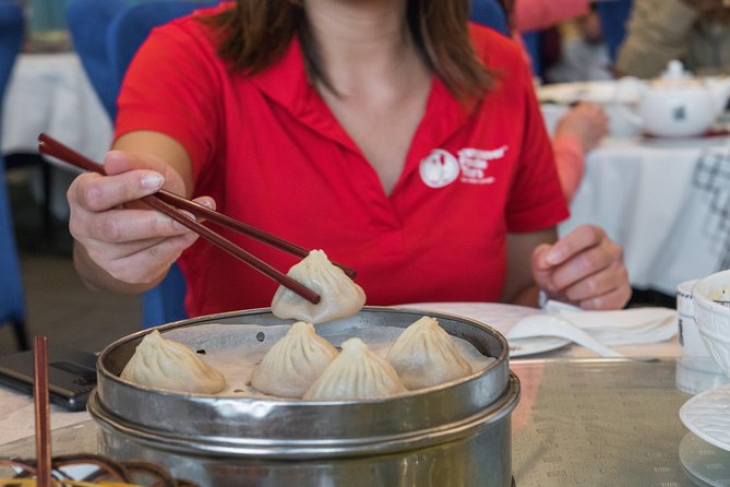 Downtown Vancouver Asian Food Tour by Vancouver Foodie Tours - MUJI, minimalist design, and a robot barista
