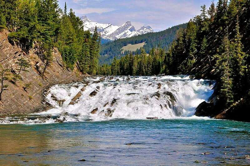 From Vancouver:4-Day Columbia Icefield & Banff National Park - Who should book this Rockies tour?
