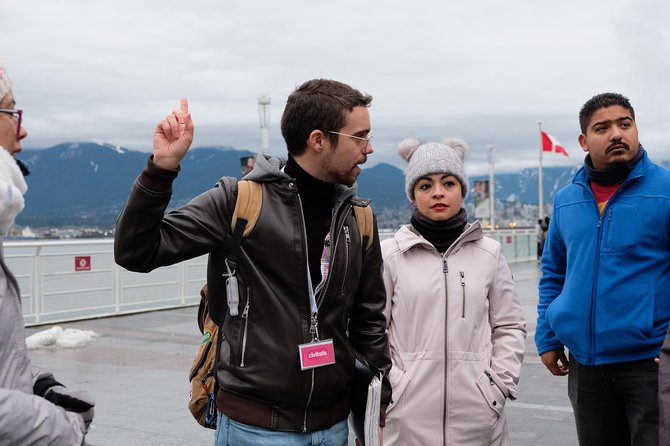 Gastown, the origins of Vancouver - The steam clock, Gastown’s famous postcard stop