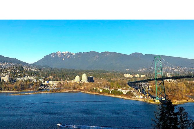 Guided Sightseeing Tour in Vancouver, Shannon Falls and Whistler - What the guide adds to a long day
