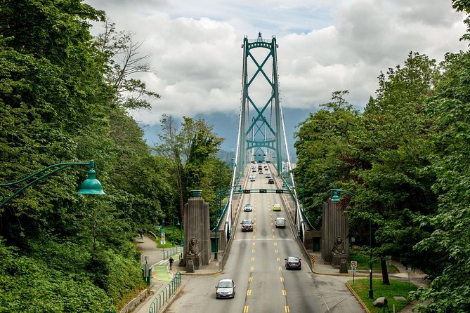 Lighthouse Park Hiking / Horseshoe Bay Discovery Tour - Key points to know before booking