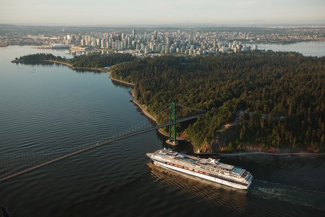 Pre/Post Cruise Helicopter Vancouver City Tour with Hotel Pickup - Why Pitt Meadows changes the timing
