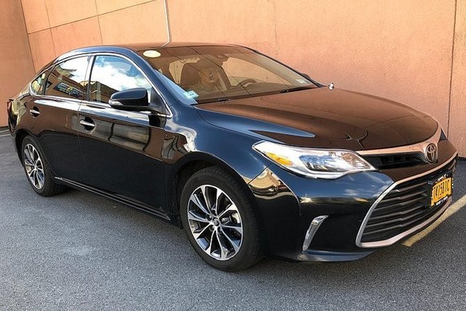 Private Departure Transfer to Vancouver Airport (YVR) - A direct ride from Vancouver to YVR