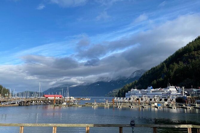 Private Guided Grand City Tour in Vancouver with your luggage - Crossing Lions Gate Bridge opens up North and West Vancouver