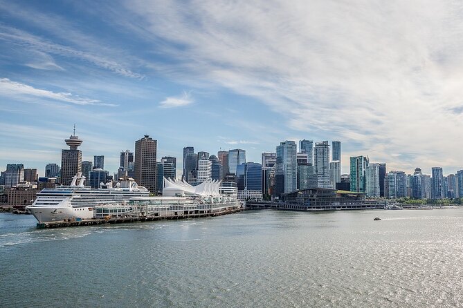 Private Port Transfer Canada Place Cruise Ship Terminal to Vancouver Airport YVR - Communication is the real selling point