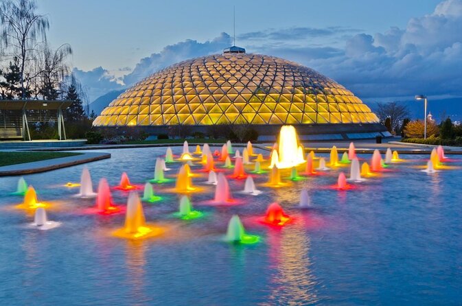 Private Tour: Gardens of Vancouver - Queen Elizabeth Park, From Quarry to City View