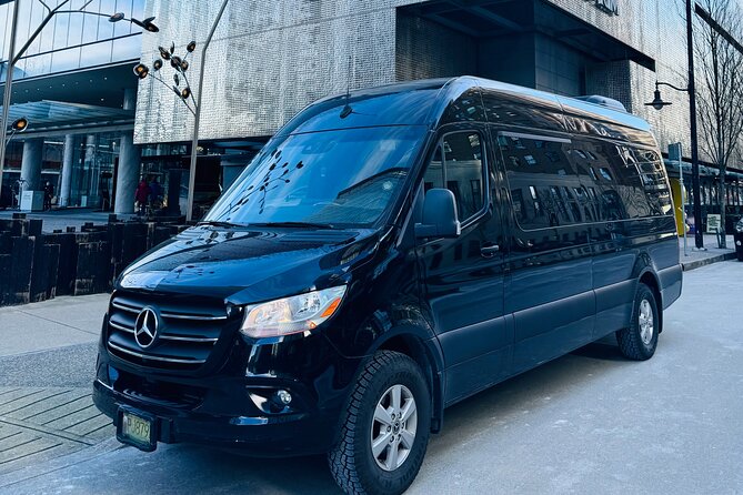 Private Transfer From Vancouver Airport to Vancouver Downtown - Meeting your chauffeur inside YVR