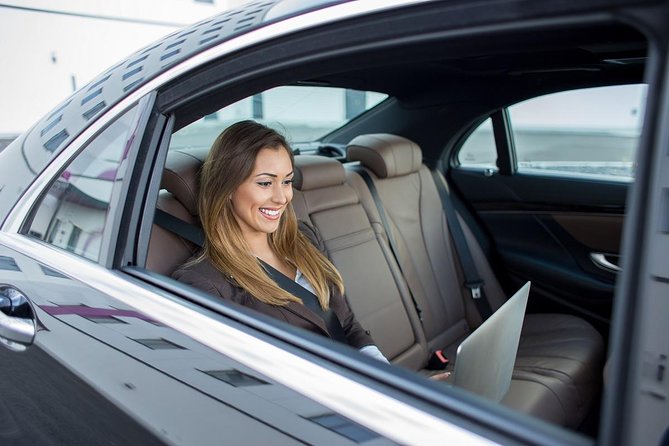 Private Transfer from Vancouver Airport (YVR) - A private ride instead of a shared shuttle