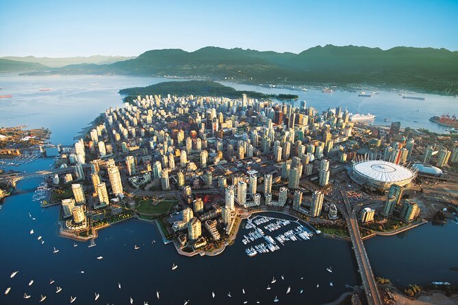 Private Vancouver Airport YVR or Train Stn Transfer to Vancouver - Key points to know before booking