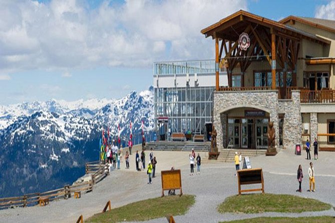 Private Vancouver Winter Fun at Peak to Peak Gondola Tour - Shannon Falls is the most rewarding short walk