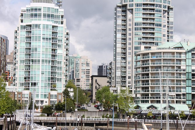 Private-VIP- Vancouver City Tour, SUV - Why the private SUV format can be worth $860
