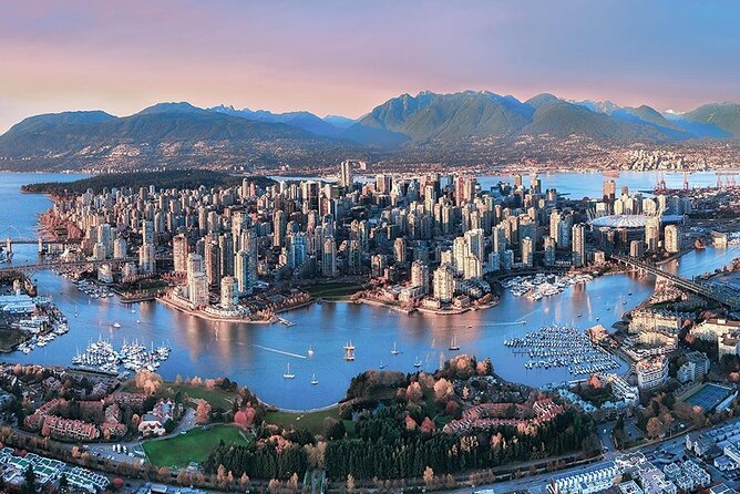 Roundtrip Private Transfer from Vancouver Airport (YVR) - From YVR baggage claim to downtown Vancouver