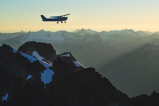 Squamish Explorer Flightseeing Tour - A calm flight with real safety information
