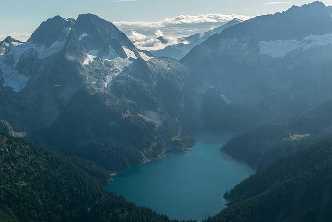 Squamish Explorer Flightseeing Tour - Alpine lakes, waterfalls, and sharp mountain peaks