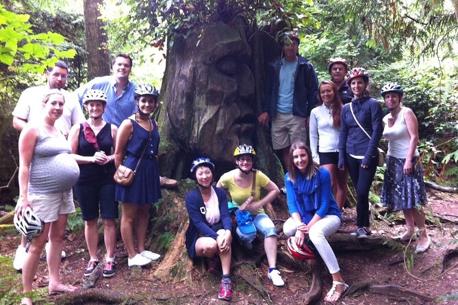 Stanley Park & Downtown - Vancouver Bike Tours - The seawall, beaches, and Lions Gate Bridge