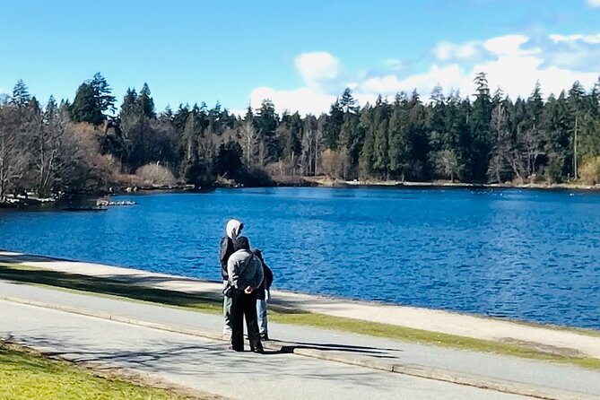 Stanley Park Seawall E-scooter Rental with Self Guided map - Coal Harbour and the North Shore mountains