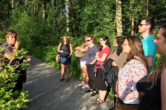 Talking Trees: Stanley Park Indigenous Walking Tour Led by a First Nations Guide - Walking the Forest Trail to Beaver Lake