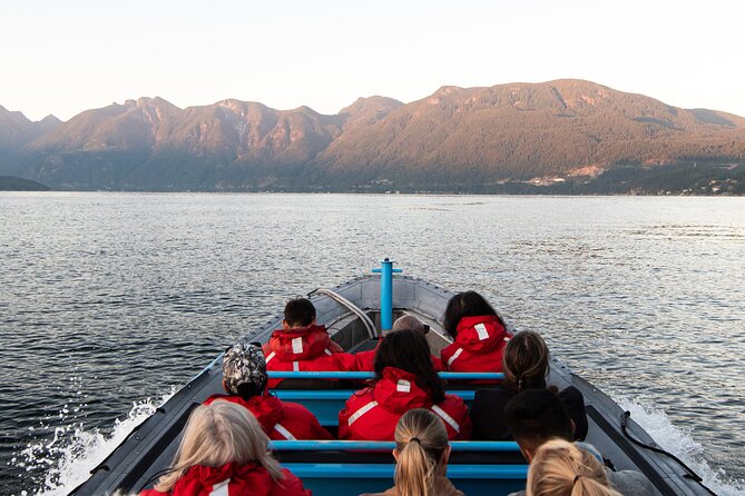 UNESCO Biosphere and Bowen Island Boat Tour with Island Visit - Bowyer Island, Horseshoe Bay, and the mountain story