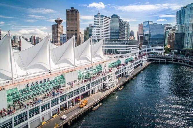Vancouver 1-Day city tour - Queen Elizabeth Park and the city from above