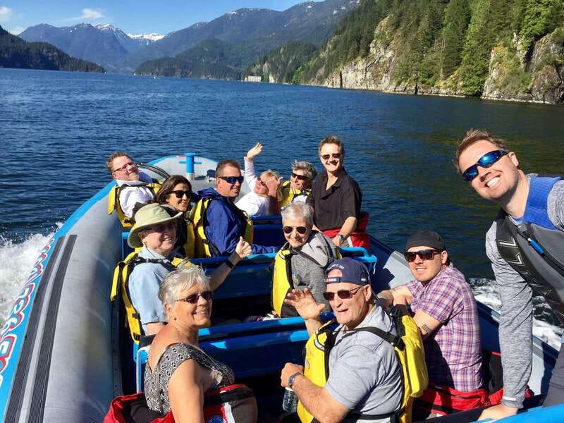 Vancouver: Boat to Bowen Island on UNESCO Howe Sound Fjord - Getting close to Howe Sound’s seals