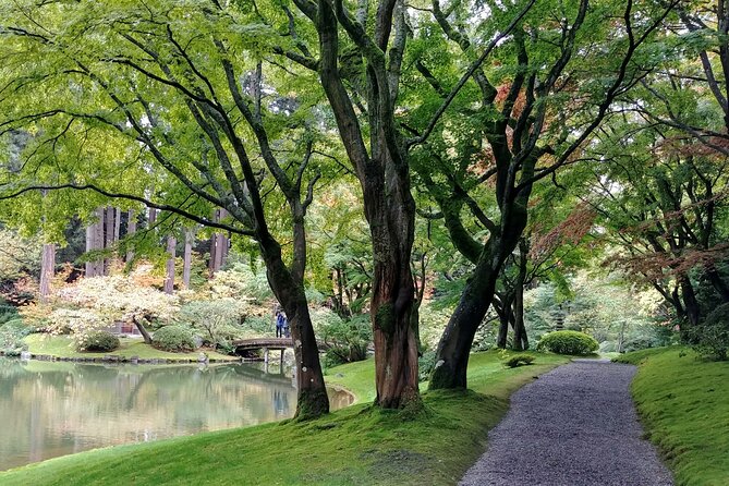 Vancouver Botanical Gardens & Museum Private Explorer - Nitobe Memorial Garden: A Short, Seasonal Japanese Garden Visit