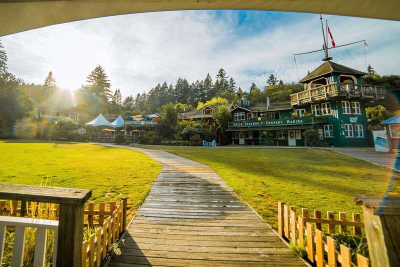 Vancouver: Bowen Island Boat Cruise with Dinner - What $167 includes, and what it does not