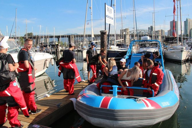 Vancouver City and Seal Colony Scenic Boat Tour - English Bay, Stanley Park, and Siwash Rock