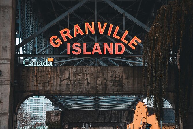 Vancouver City Highlights - Private Tour up to 14 guests - English Bay, Lost Lagoon, and Davie Village