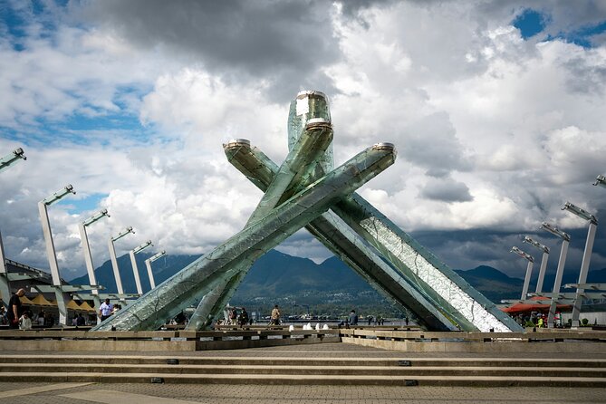 Vancouver City Highlights - Private Tour up to 14 guests - Mount Pleasant, murals, and the city’s food scene