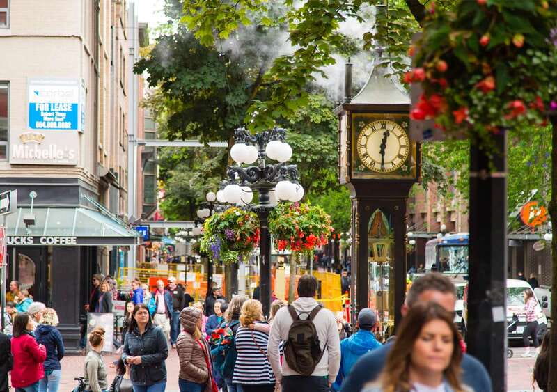 Vancouver: City Highlights Tour with Hotel Transfers - One useful hour on Granville Island