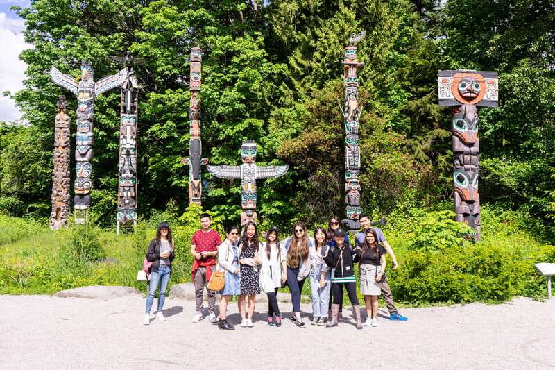 Vancouver: City Highlights & Vancouver Lookout Tour - Gastown, with a Sunday limitation