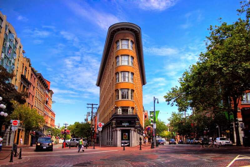 Vancouver: City + Lookout Tour & Option to Add YVR Drop-Off - Who should book it?