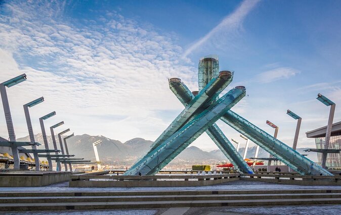 Vancouver City Sightseeing Adventure with Kids: Heroes & Villains - Key things to know before you book