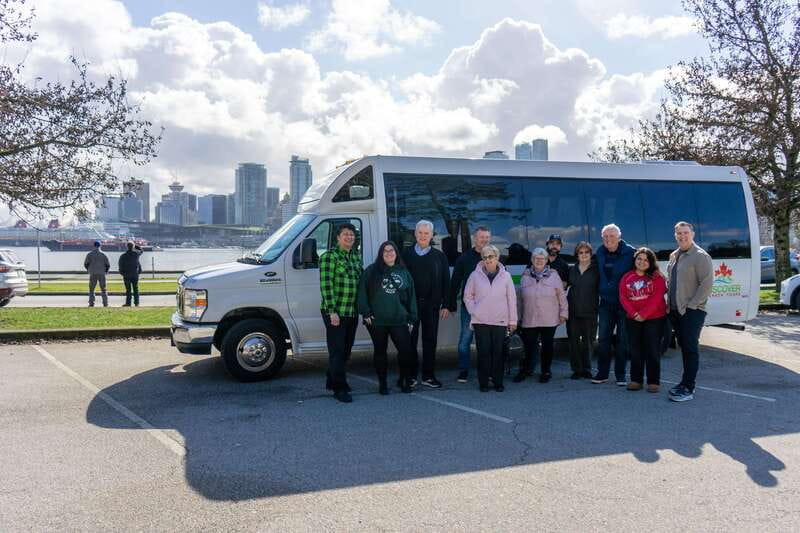 Vancouver: City Sightseeing Bus & Boat Tour - English Bay and the ride through downtown