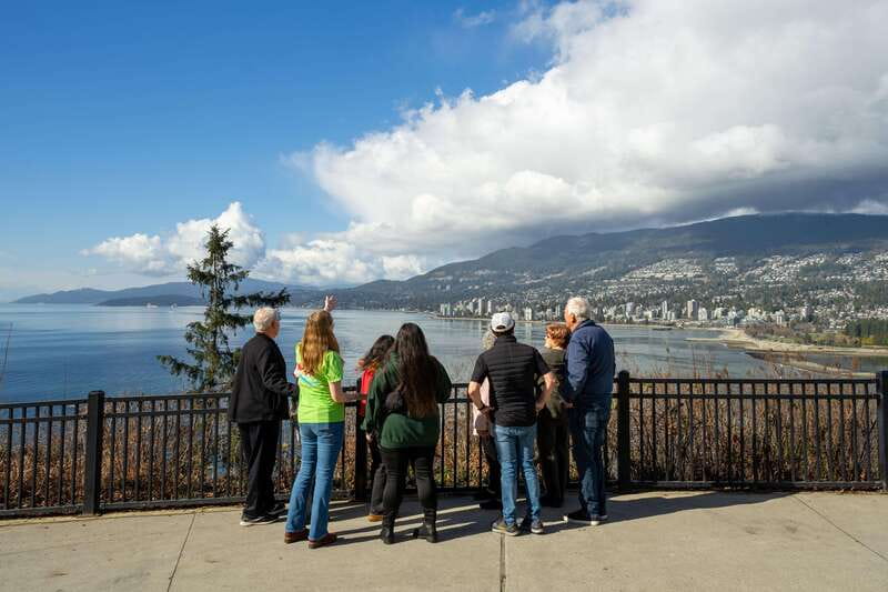 Vancouver: City Sightseeing Bus & Boat Tour - The guide makes the difference