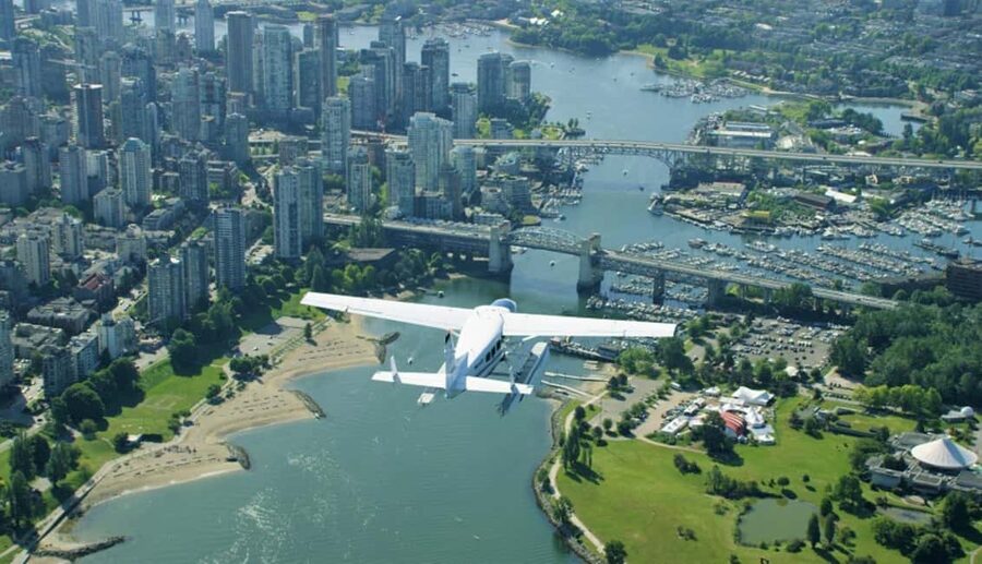 Vancouver: City Skyline Scenic Seaplane Flight - The North Shore Mountains and Howe Sound