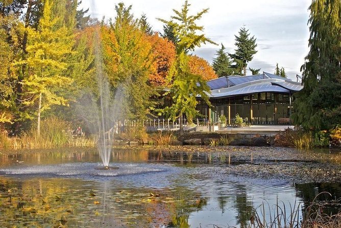 Vancouver Day Tour | Visit The Most Unique Places! Private - VanDusen Botanical Garden in 45 minutes