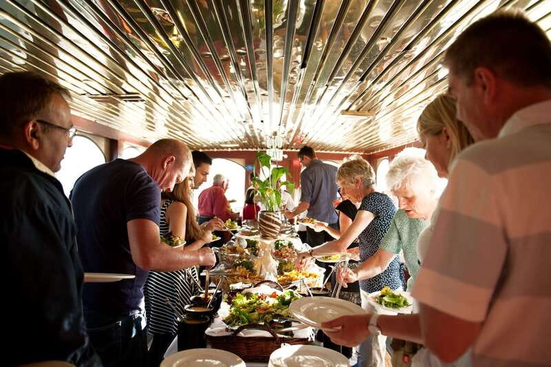 Vancouver: Evening Cruise with Dinner Buffet - Service, comfort, and the small practical details