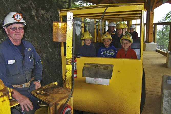 Vancouver family tour Squamish with Porteau Cove and Britannia Mine Private - Why this Vancouver to Squamish route works