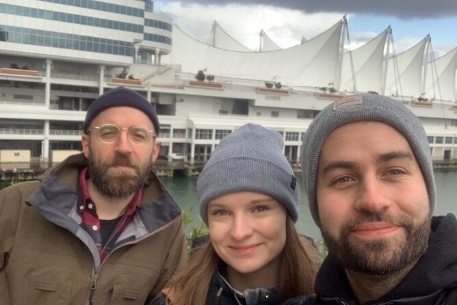 Vancouver Gastown Scavenger Hunt - Waterfront Station closes the loop
