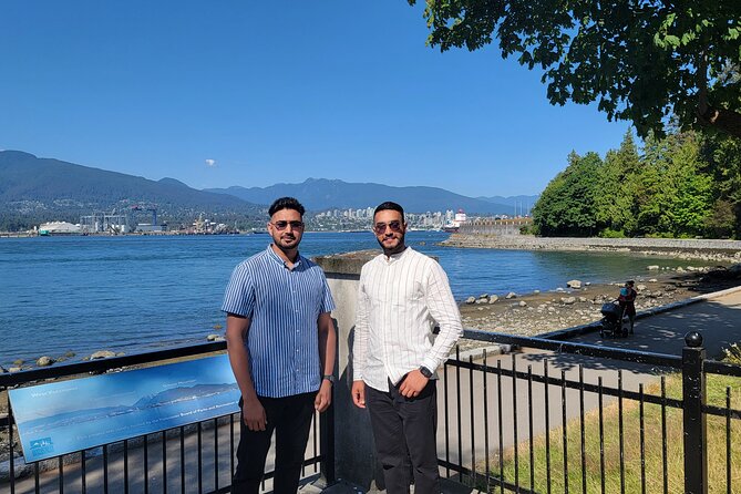 Vancouver Half Day City Tour Private - English Bay, the Inukshuk, and A-maze-ing Laughter